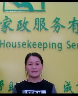 何丽照片